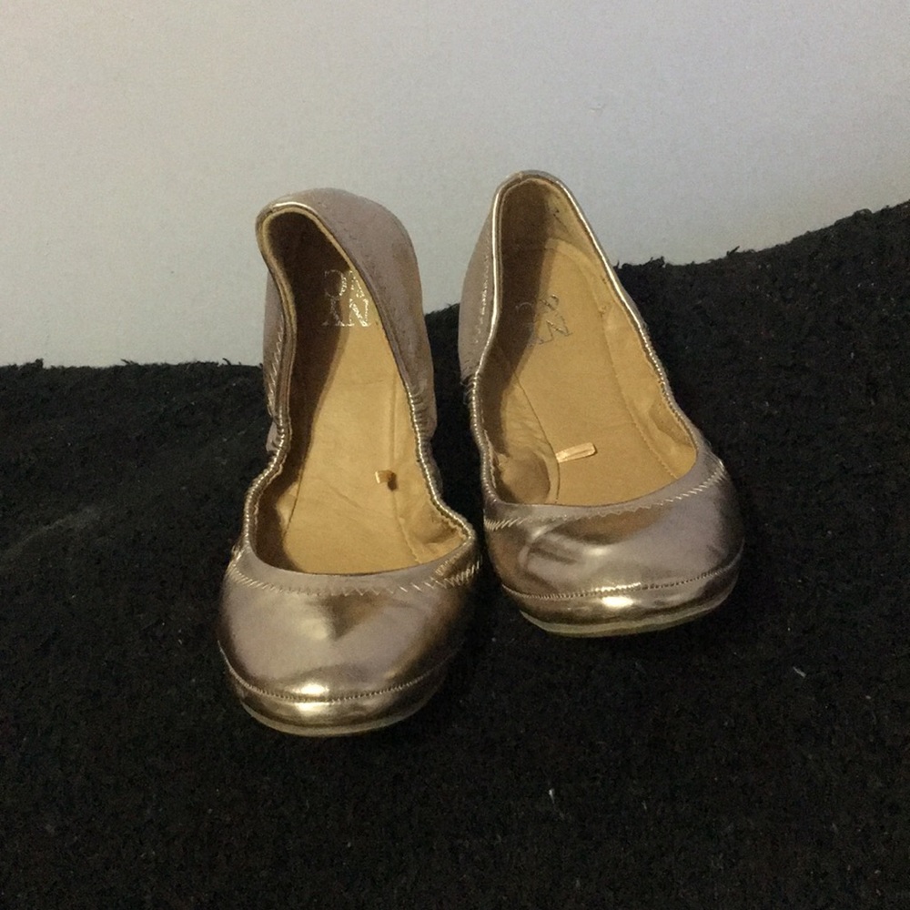 Cute rose gold flats